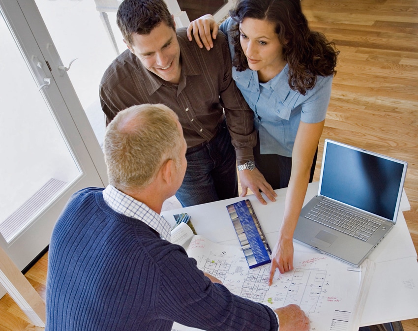 bpc-architect-with-couple-design-plans