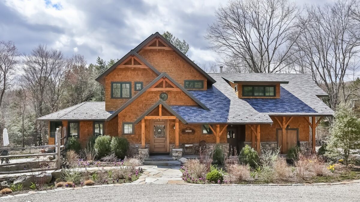 LEED Platinum Certified Home in New Canaan CT Front View