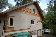 Exterior-wall-with-first-layer-of-polyiso